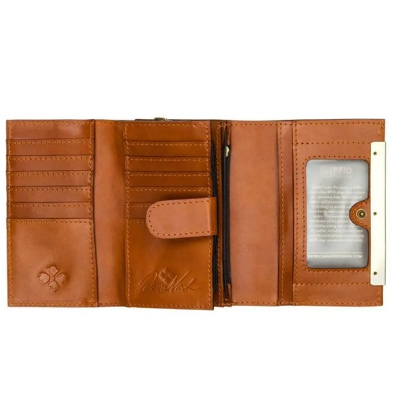 Patricia Nash Cametti Croco Embossed Congac Leather Wallet  NWOT - Picture 2 of 6